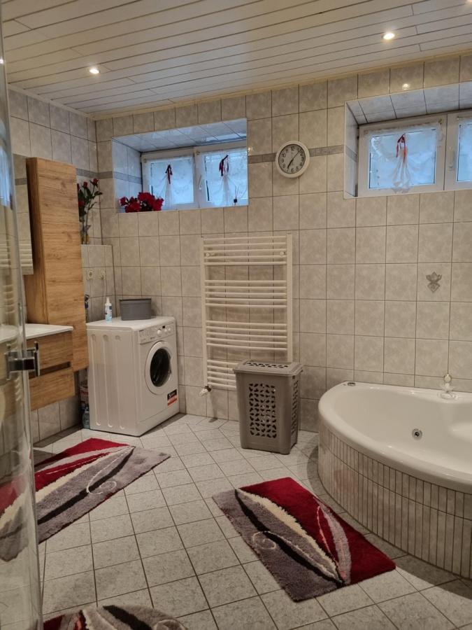 Huber'S Ferienwohnung Hengersberg Bagian luar foto